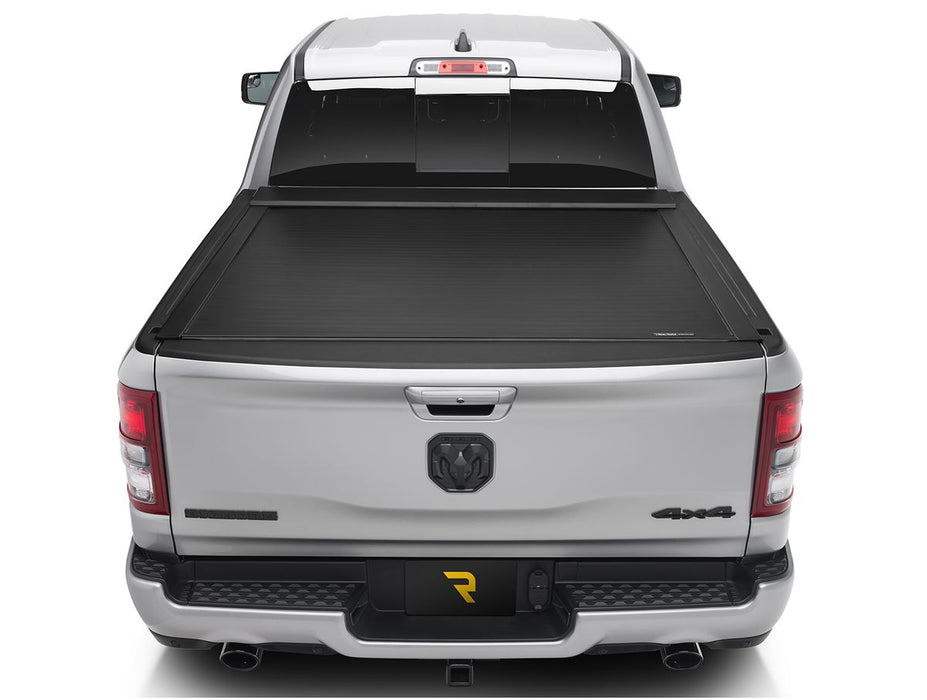 Roll-N-Lock E-Series Electric Retractable Tonneau Cover - image 4