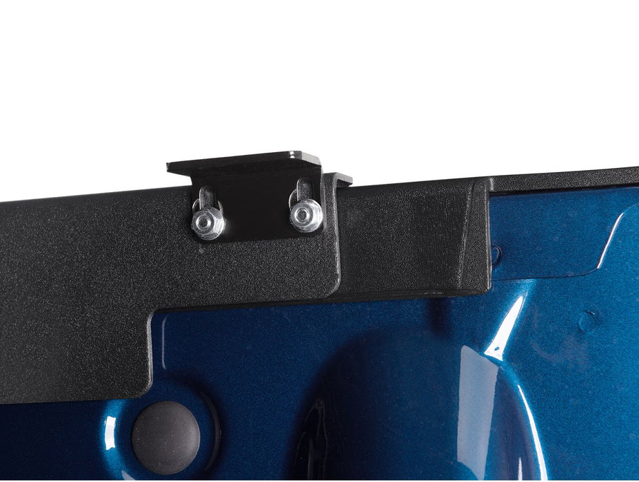 UnderCover LUX One Piece Tonneau Cover - image 5