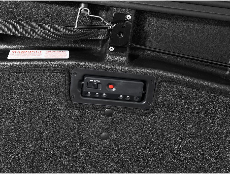 UnderCover Elite LX One Piece Tonneau Cover - image 8