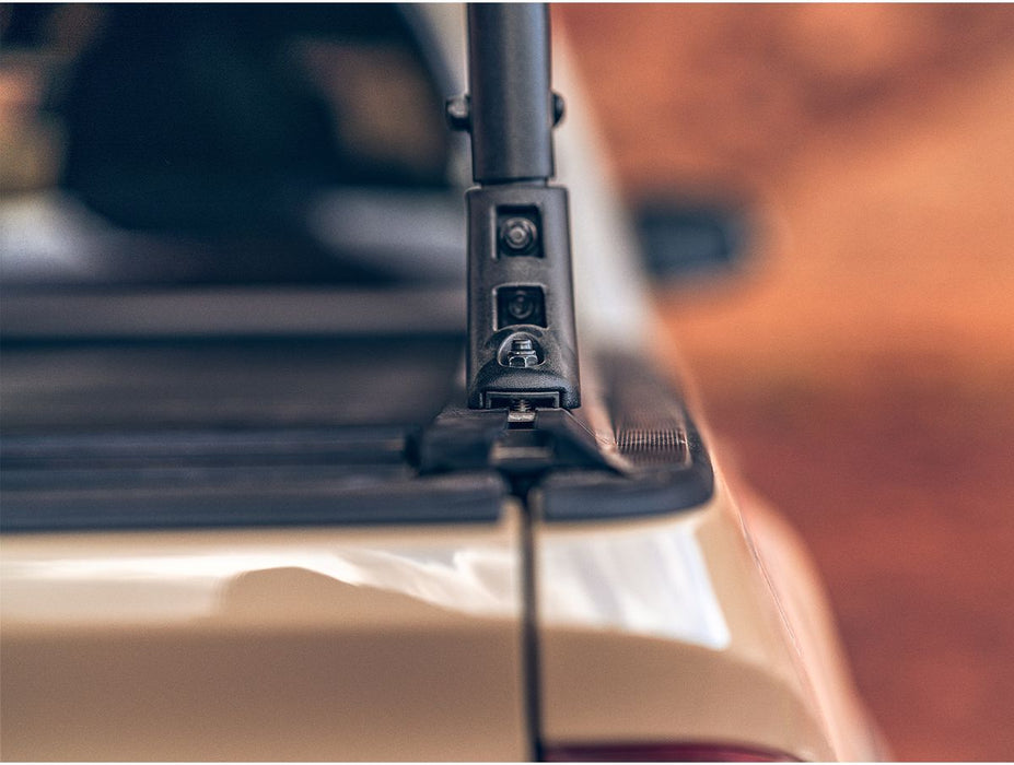 Roll-N-Lock A-Series XT Manual Retractable Tonneau Cover w/ T-Slot Rails - image 10