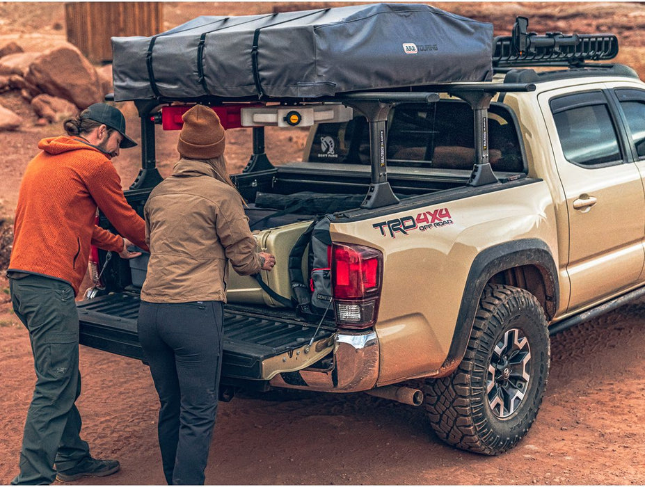 Roll-N-Lock A-Series XT Manual Retractable Tonneau Cover w/ T-Slot Rails - image 6