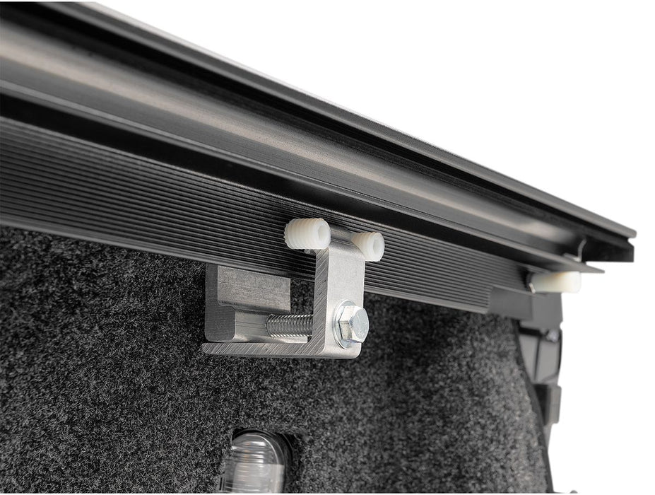 RetraxONE MX Manual Retractable Tonneau Cover - image 13