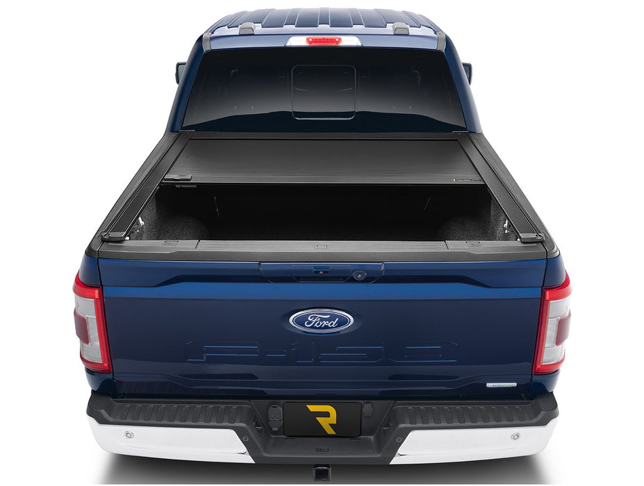 RetraxONE XR Manual Retractable Tonneau Cover w/ T-Slot Rails - image 17