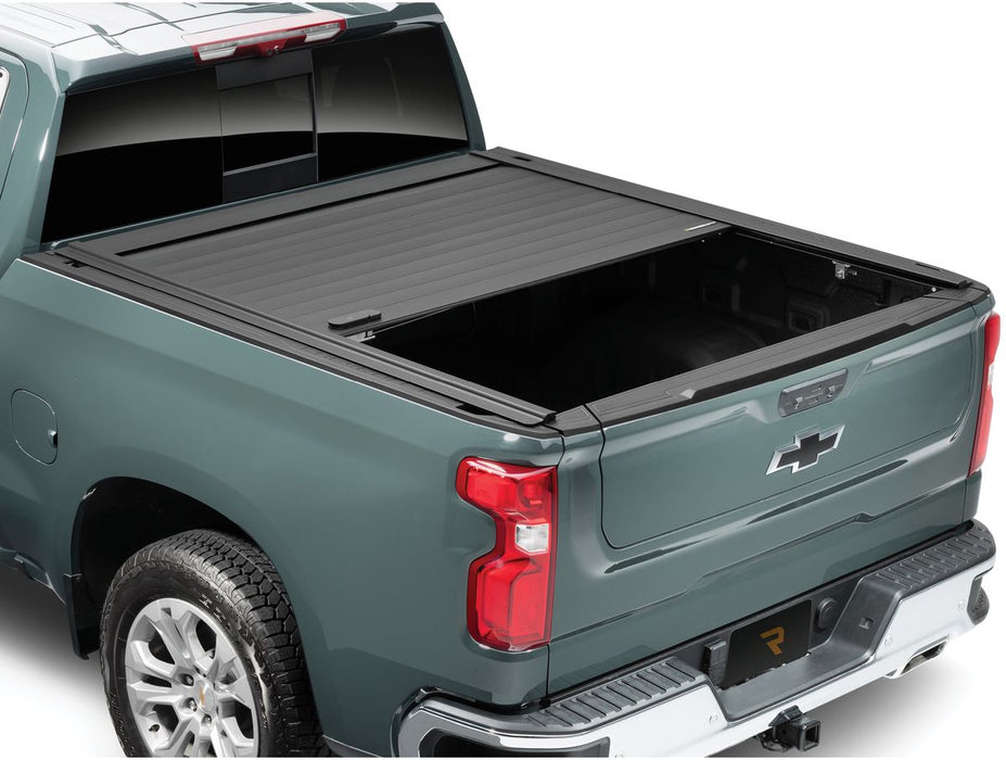 RetraxPRO MX Manual Retractable Tonneau Cover - image 1