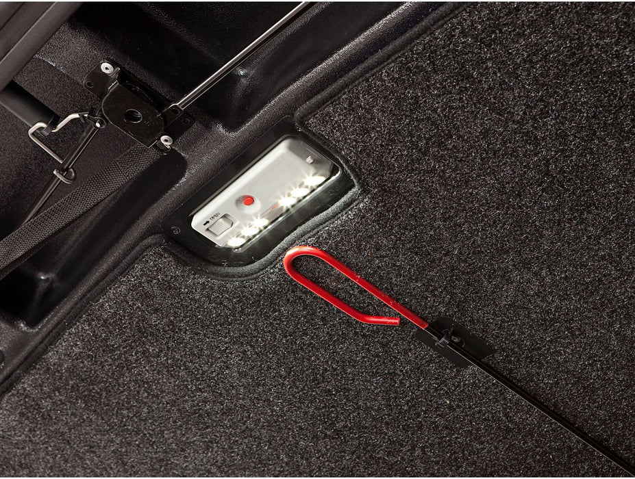 UnderCover Elite LX One Piece Tonneau Cover - image 9