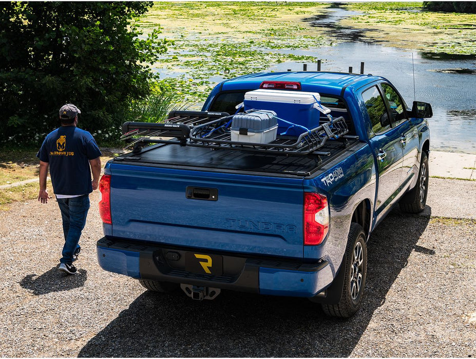 RetraxONE XR Manual Retractable Tonneau Cover w/ T-Slot Rails - image 5