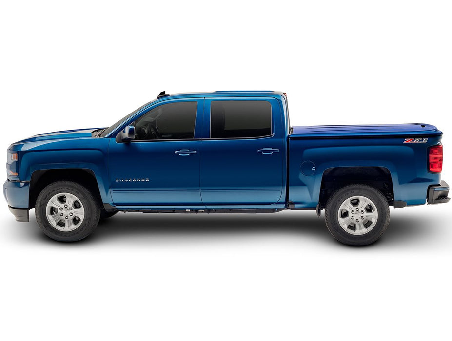 UnderCover LUX One Piece Tonneau Cover - image 10