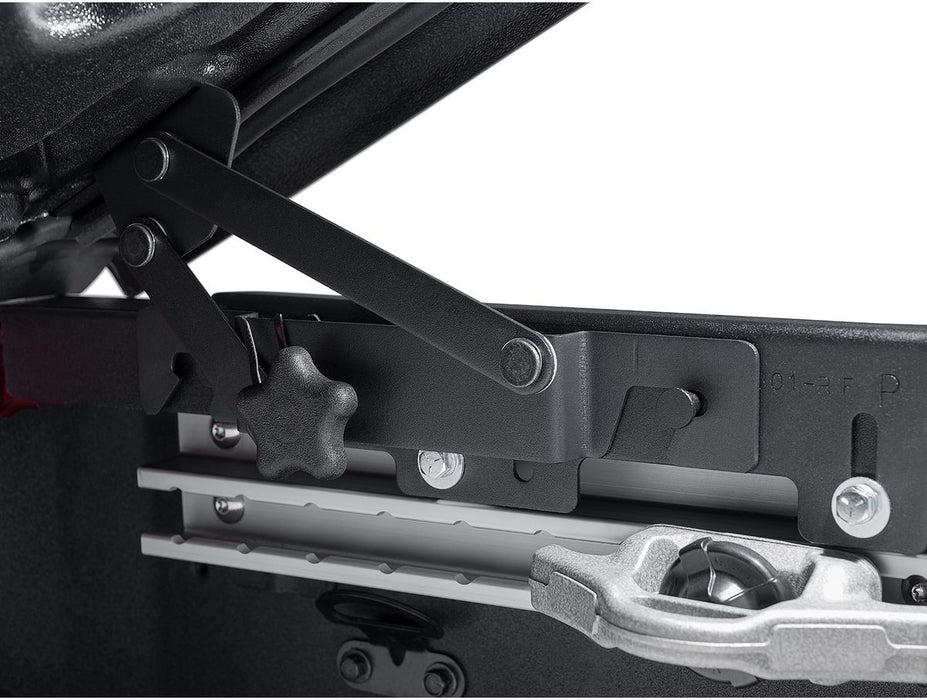 UnderCover Elite One Piece Tonneau Cover - image 7