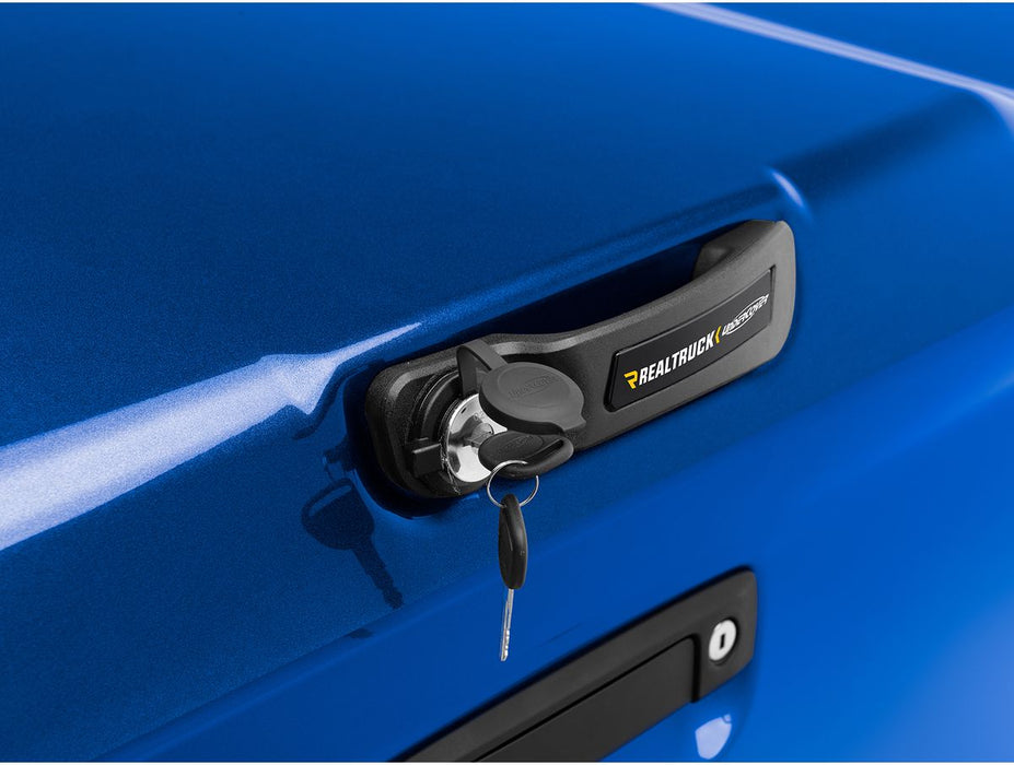 UnderCover Elite LX One Piece Tonneau Cover - image 12