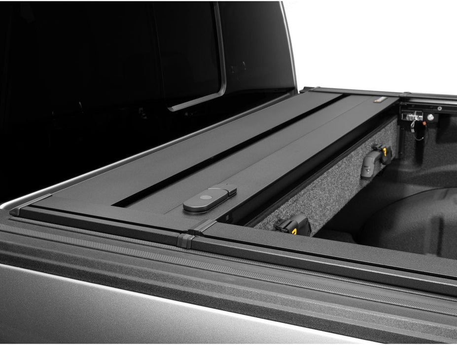RetraxPRO FRC-4000 EZ-OFF Manual Retractable Tonneau Cover w/ T-Slot Rails