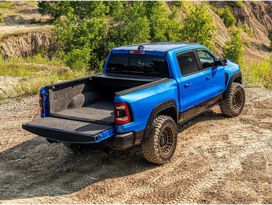 Retrax IX Manual Retractable Tonneau Cover - image 19