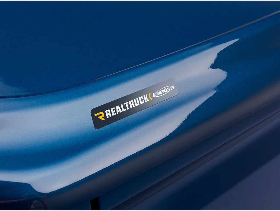 UnderCover LUX One Piece Tonneau Cover - image 9