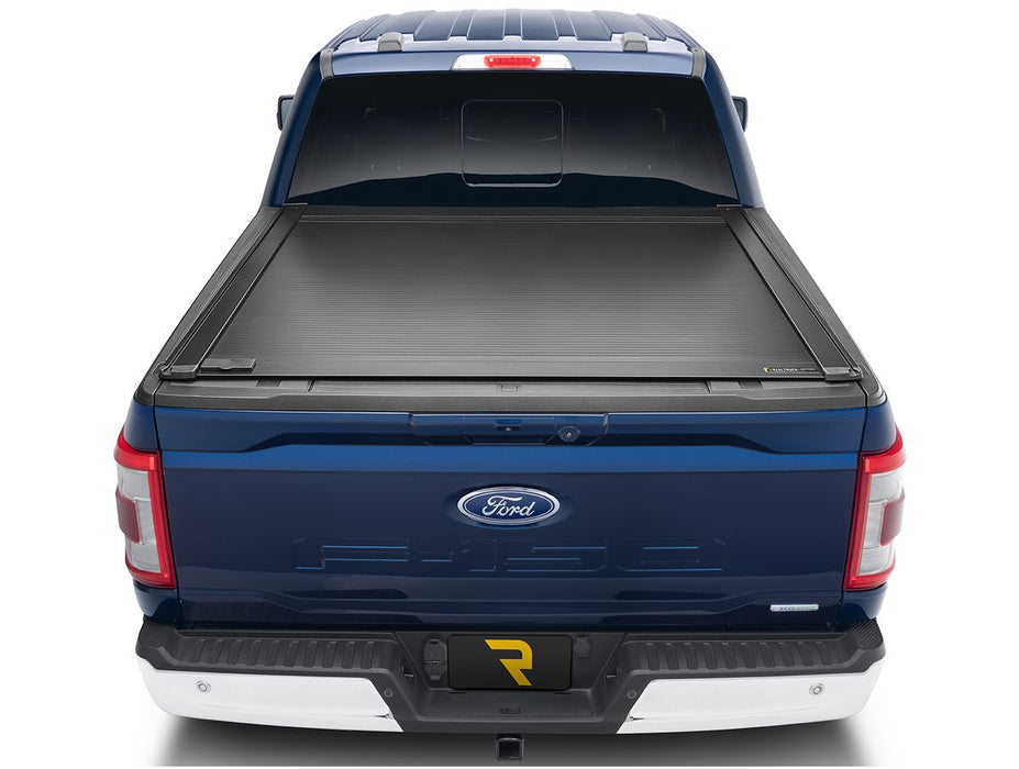 RetraxONE XR Manual Retractable Tonneau Cover w/ T-Slot Rails - image 19