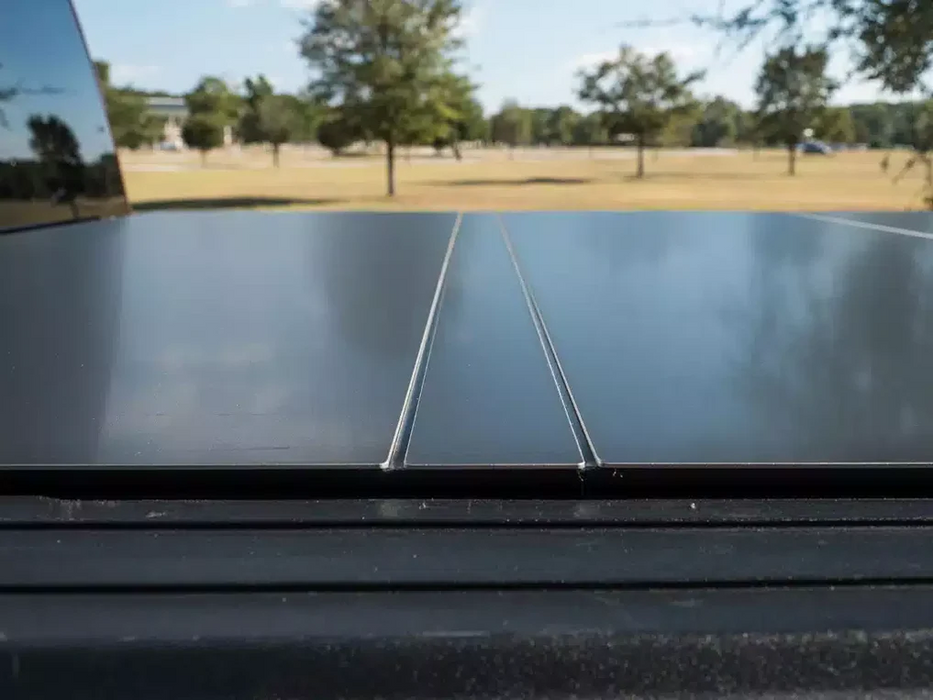 LOMAX Low-Profile | 2022-2026 Toyota Tundra 6'6" Bed