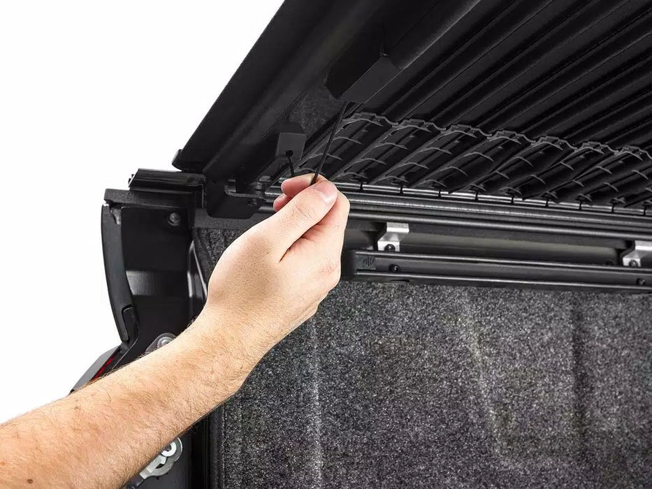Revolver X4TS Tonneau Cover | 2022-2027 Nissan Frontier 6' Bed