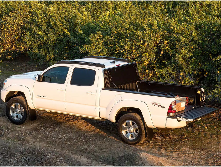 BAKFlip G2 Tonneau Cover | 2020-2027 Jeep Gladiator 5' Bed