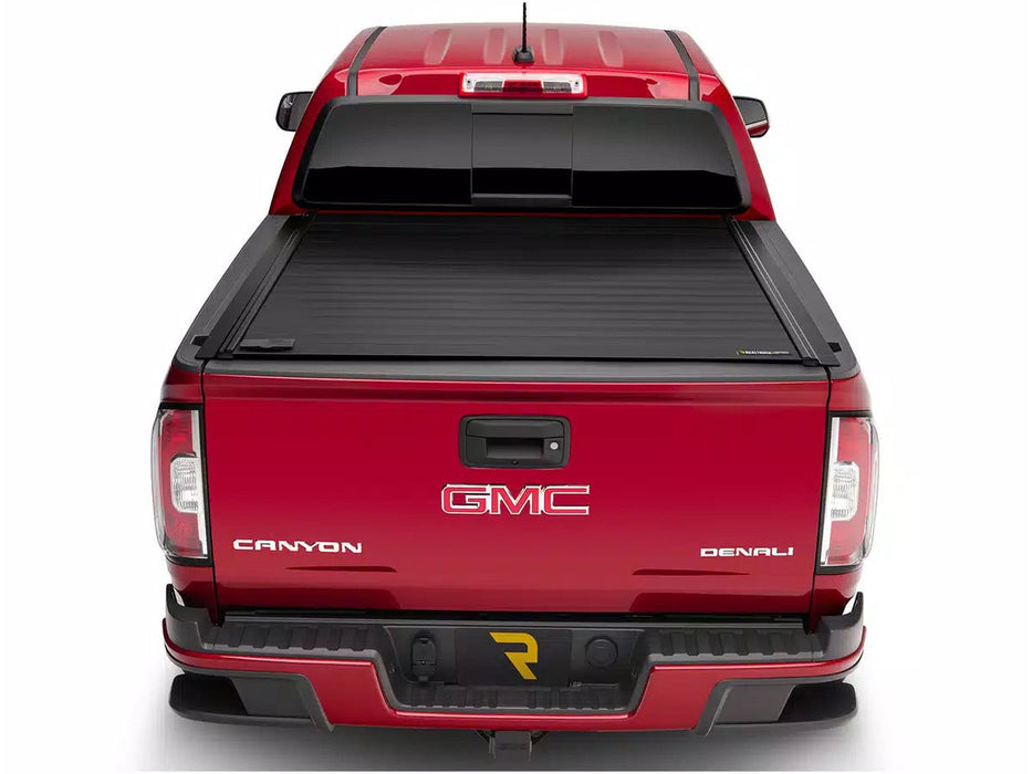 RetraxPRO MX Manual Retractable Tonneau Cover